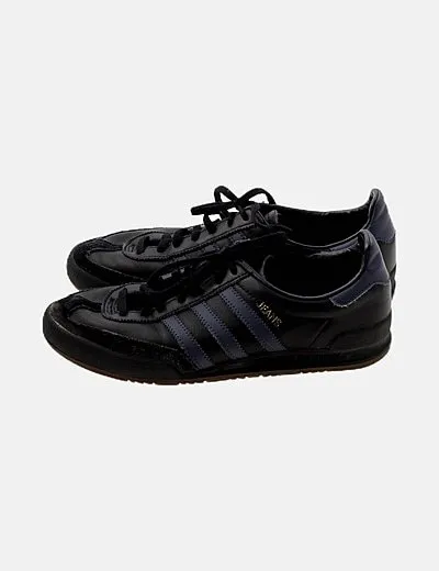 Adidas Deportiva negra combinada