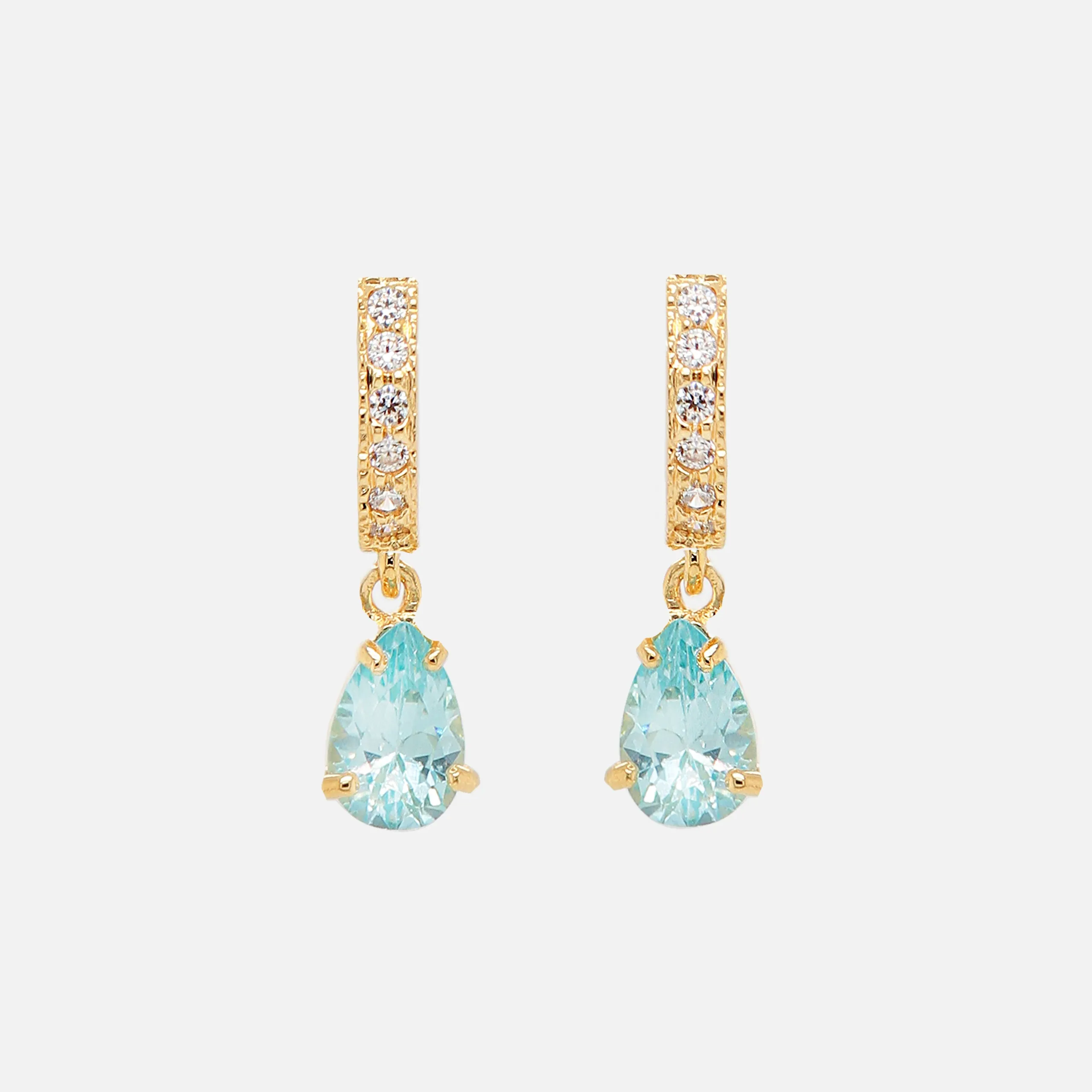 Aretes Majestic