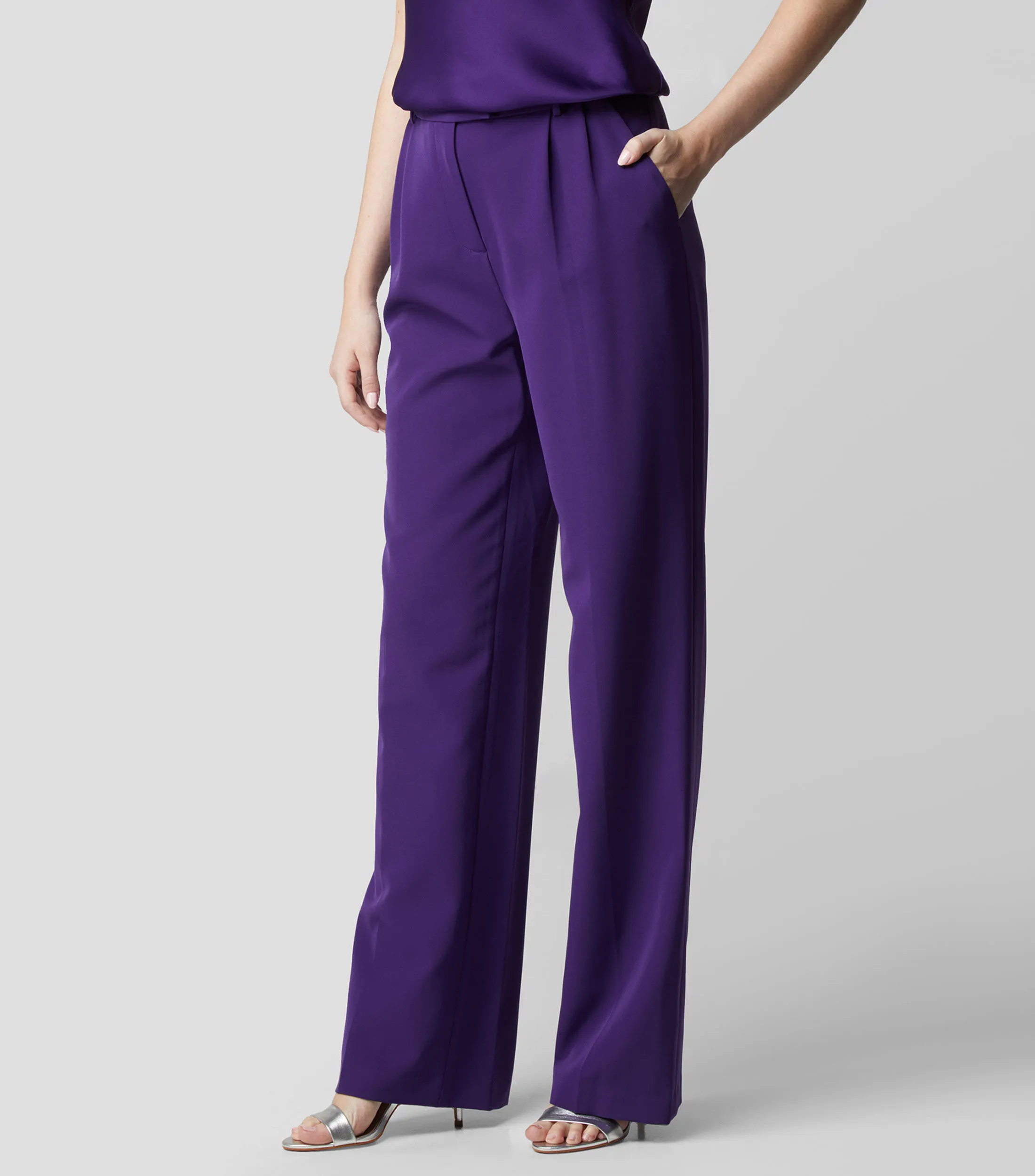 BCBGMAXAZRIA Pantalón liso Mujer