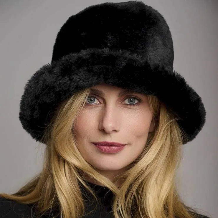 Gorro peludito Rino Pelle Negro