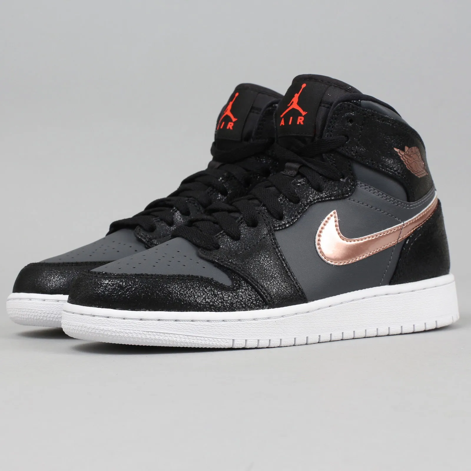 Jordan Air Jordan 1 Retro High "Bronze Medal"