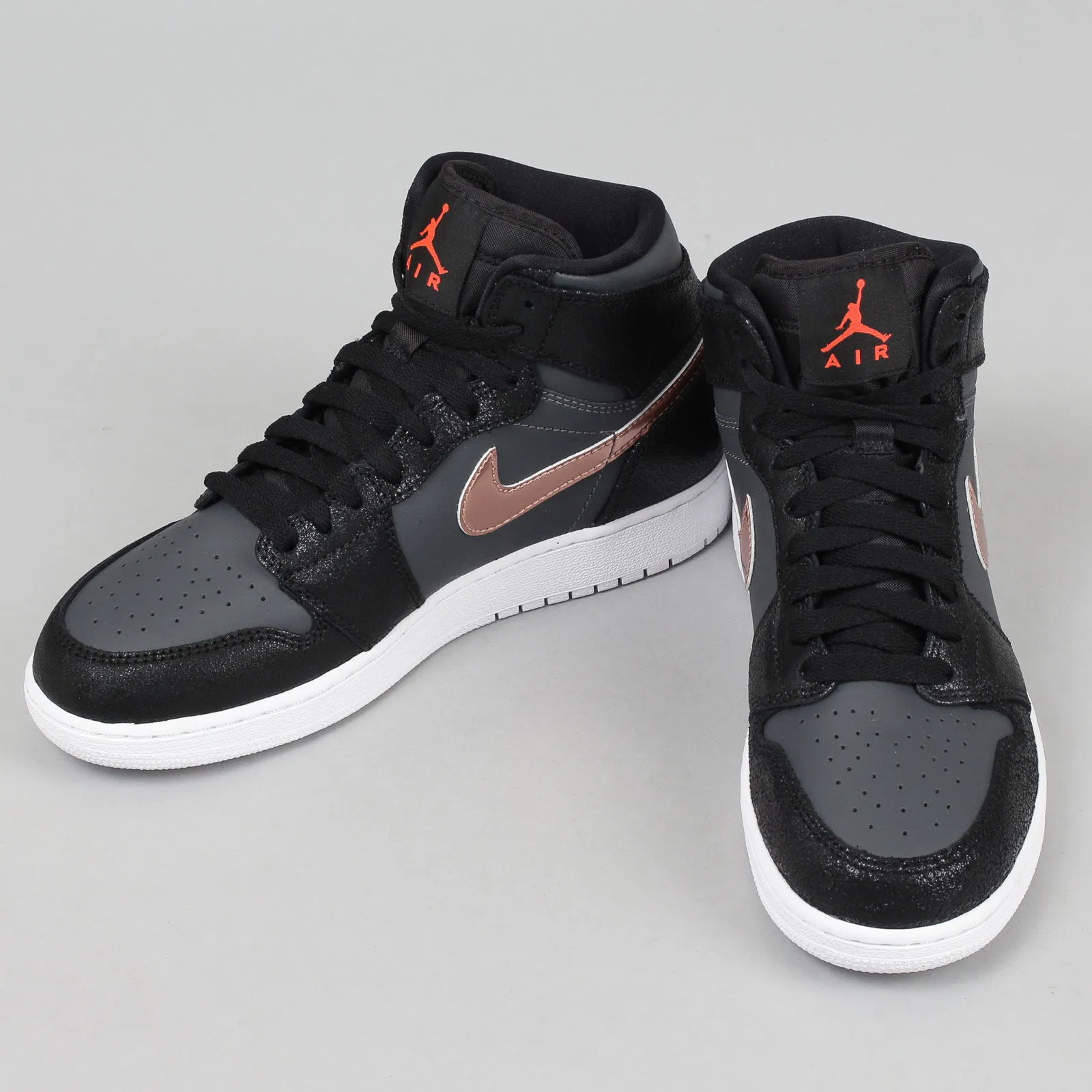 Jordan Air Jordan 1 Retro High "Bronze Medal"