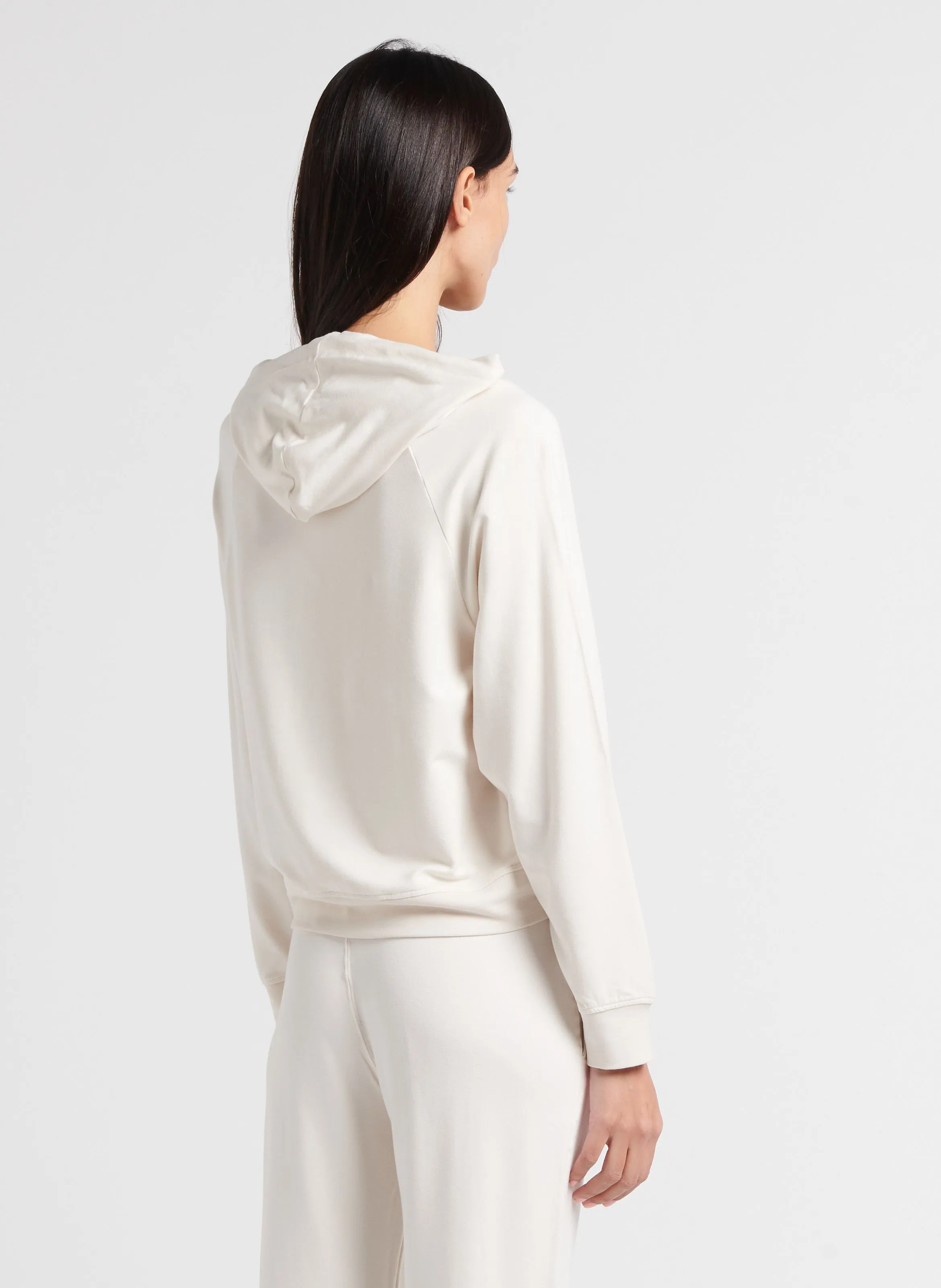 MAJESTIC FILATURES Sudadera con capucha elástica en beige