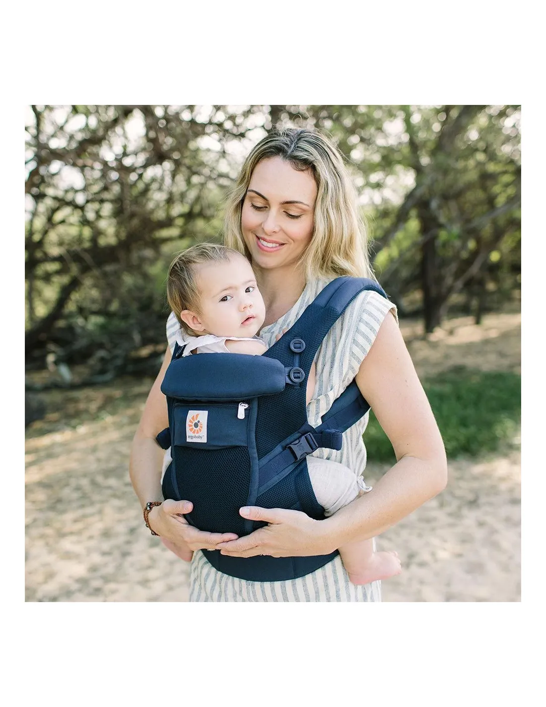 Mochila portabebé Ergobaby Adapt Soft Flex Mesh azul medianoche