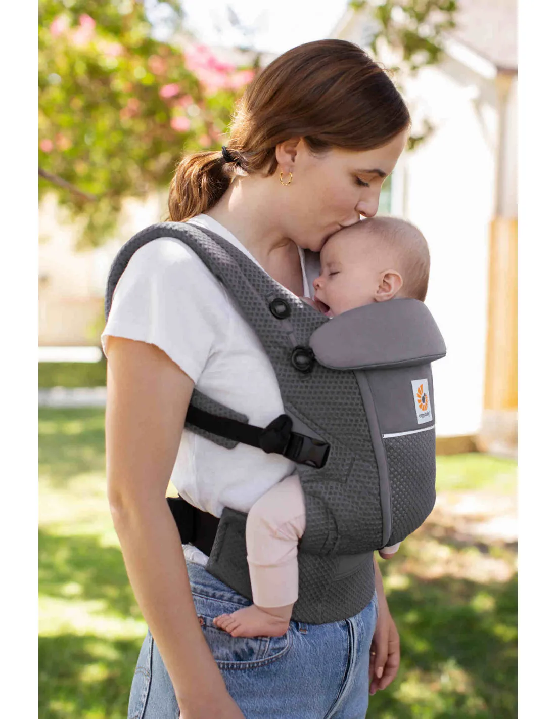 Mochila portabebé Ergobaby Adapt Soft Flex Mesh gris grafito