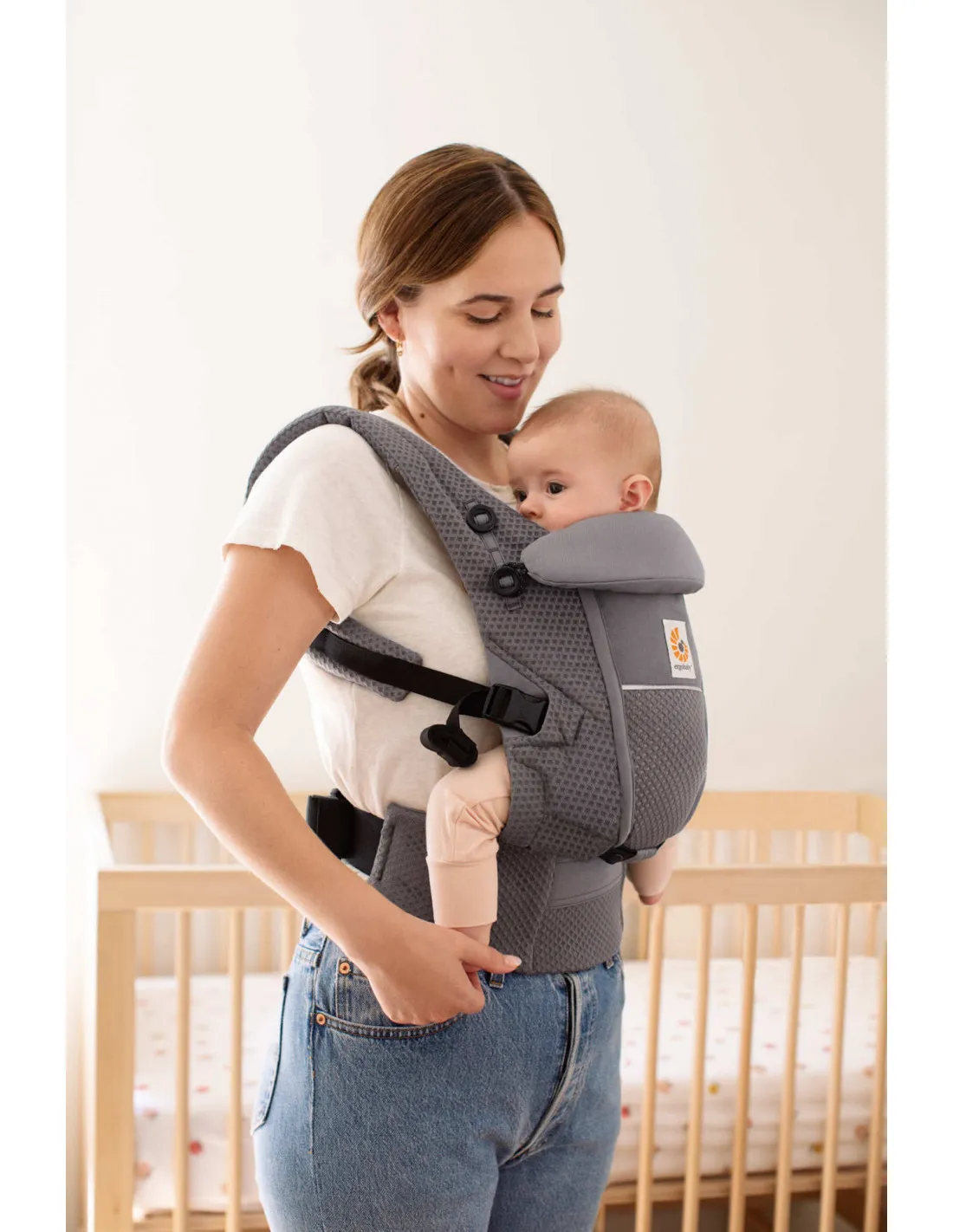 Mochila portabebé Ergobaby Adapt Soft Flex Mesh gris grafito