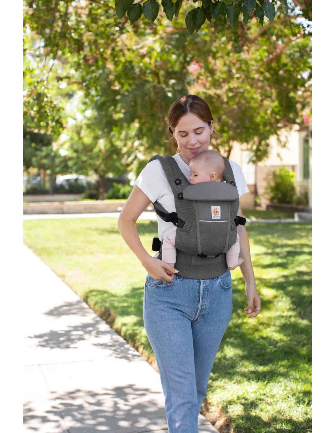 Mochila portabebé Ergobaby Adapt Soft Flex Mesh gris grafito