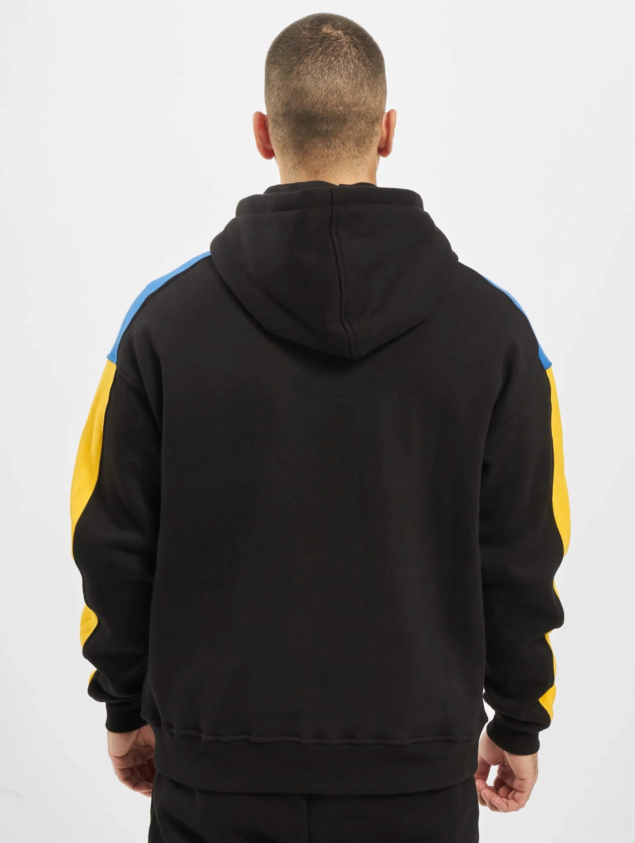 Mountain Box Half Zip