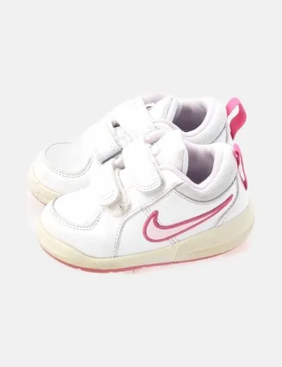 Nike Deportiva blanca velcro