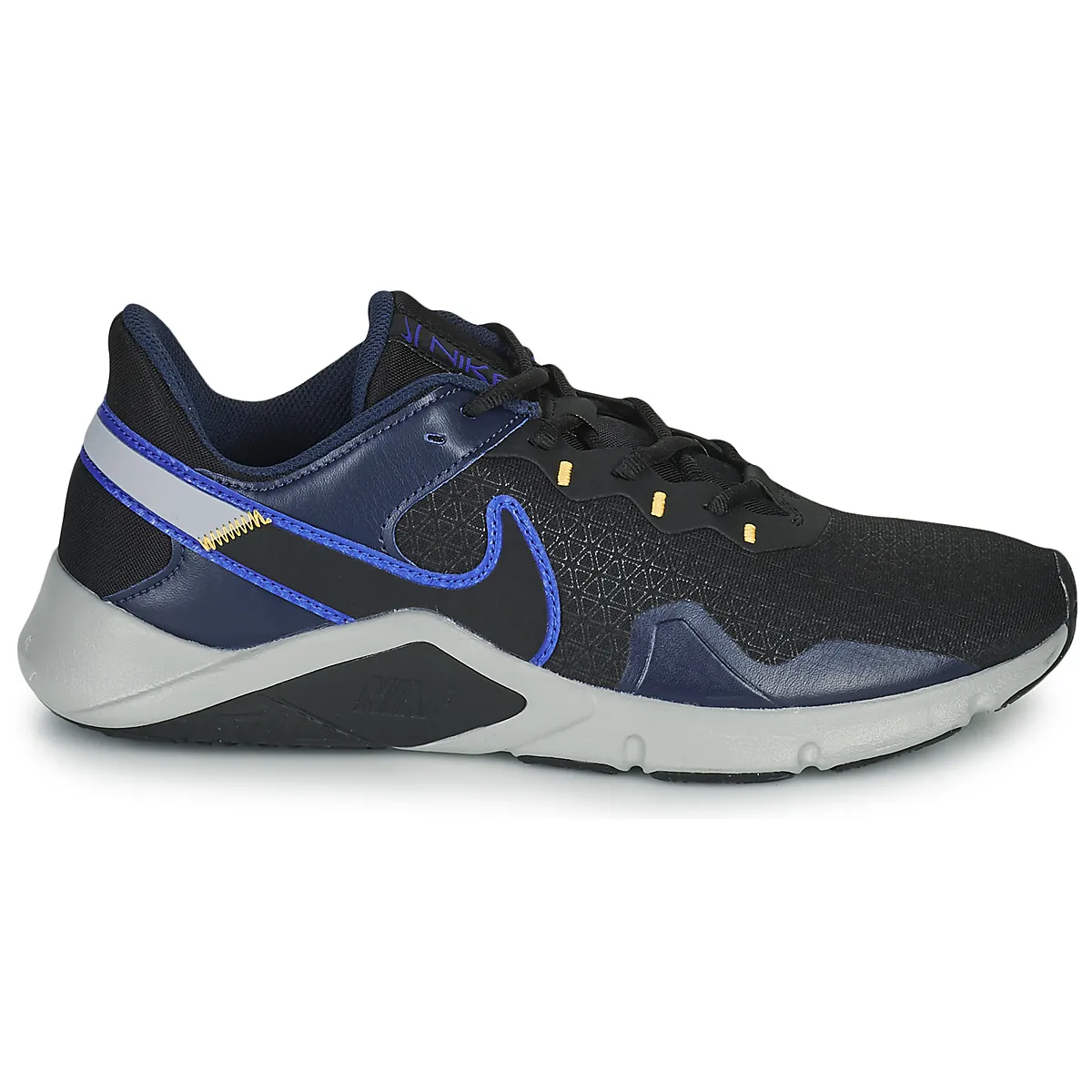 Nike Legend Essential 2