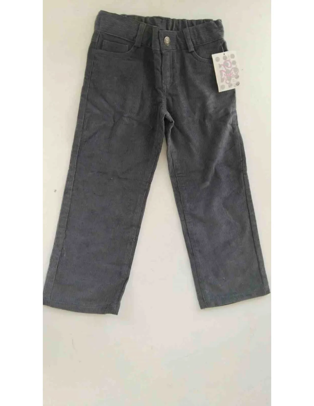 Pantalón de pana para niño de Pilar Batanero