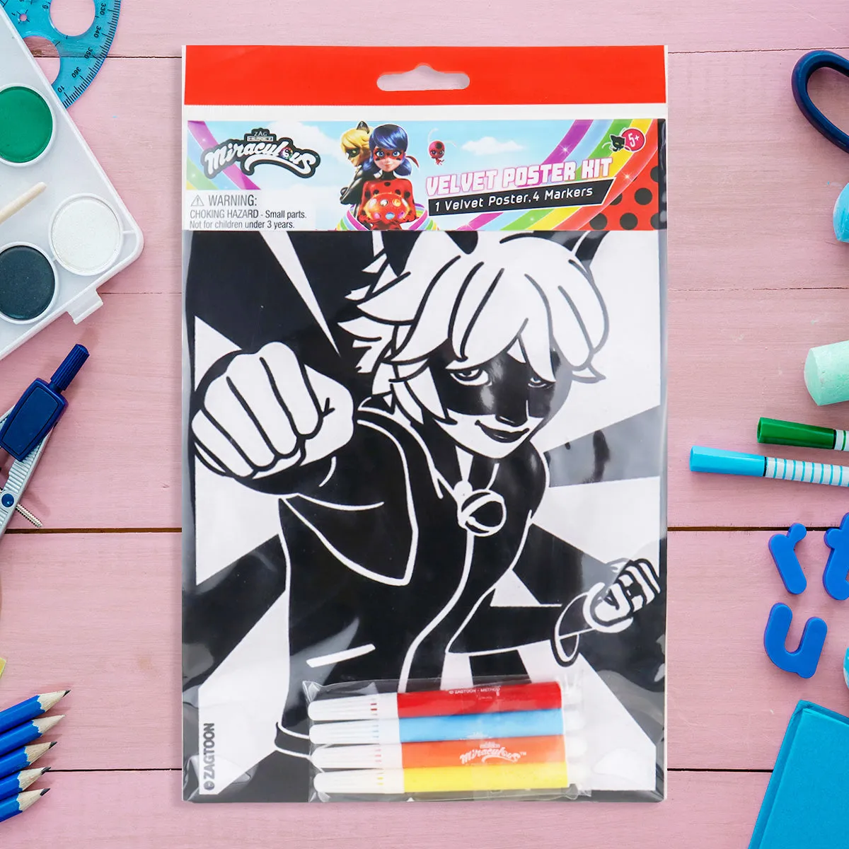 Poster de Terciopelo con Diseo de Miraculous Cat Noir
