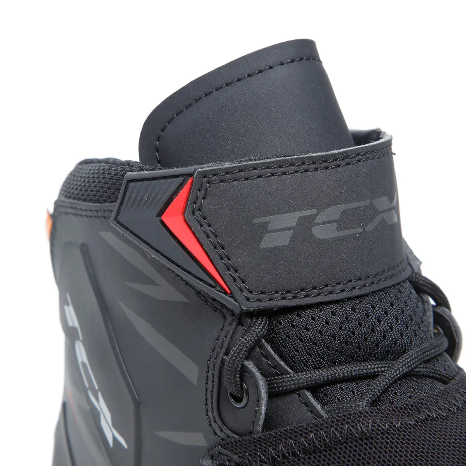 R04D AIR  BLACK/RED