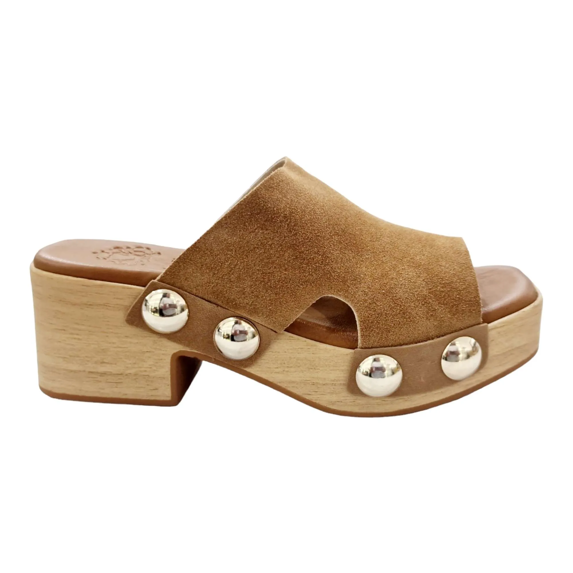 SANDALIA MUJER MADERA PALA SERRAJE Y TACHUELAS CUERO