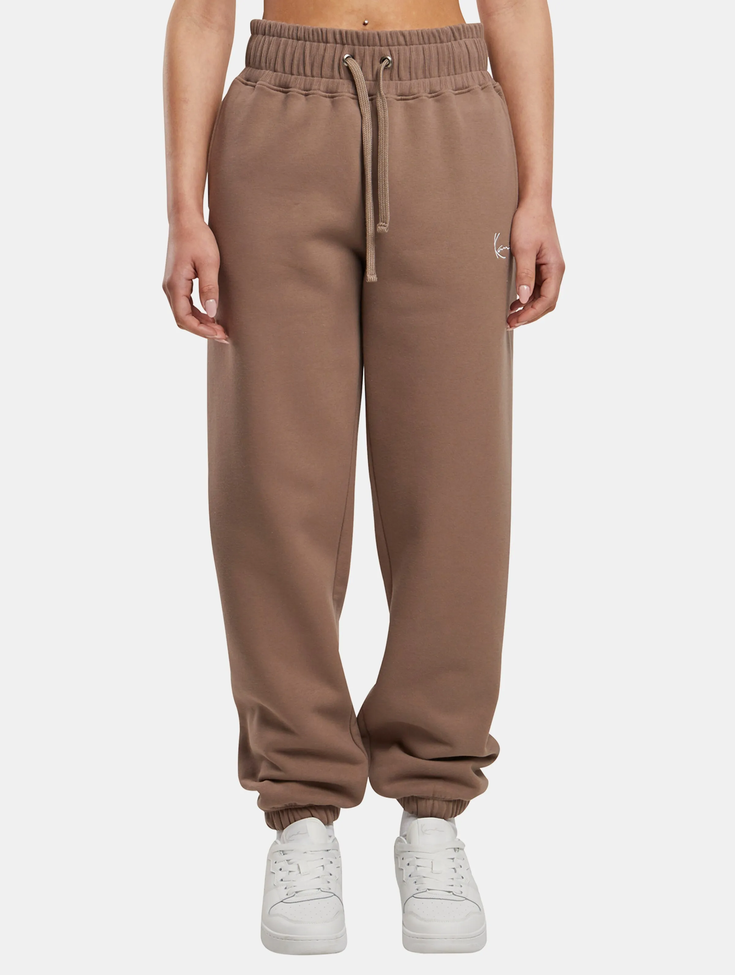 Small Signature Essential Oversized